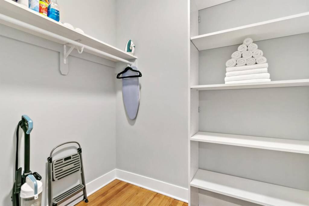 Well-Furnished 1Br Apt In Popular Spot - Belmont J3 シカゴ エクステリア 写真