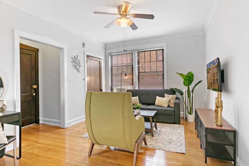 Well-Furnished 1Br Apt In Popular Spot - Belmont J3 シカゴ エクステリア 写真